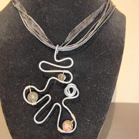 Artisan Created Hammered Stainless Steel Pendant with Rhodonite & Hematite - Picture 10 of 12